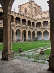 Claustro del colegio irlandés en Salamanca, Colegio del Arzobispo Fonseca