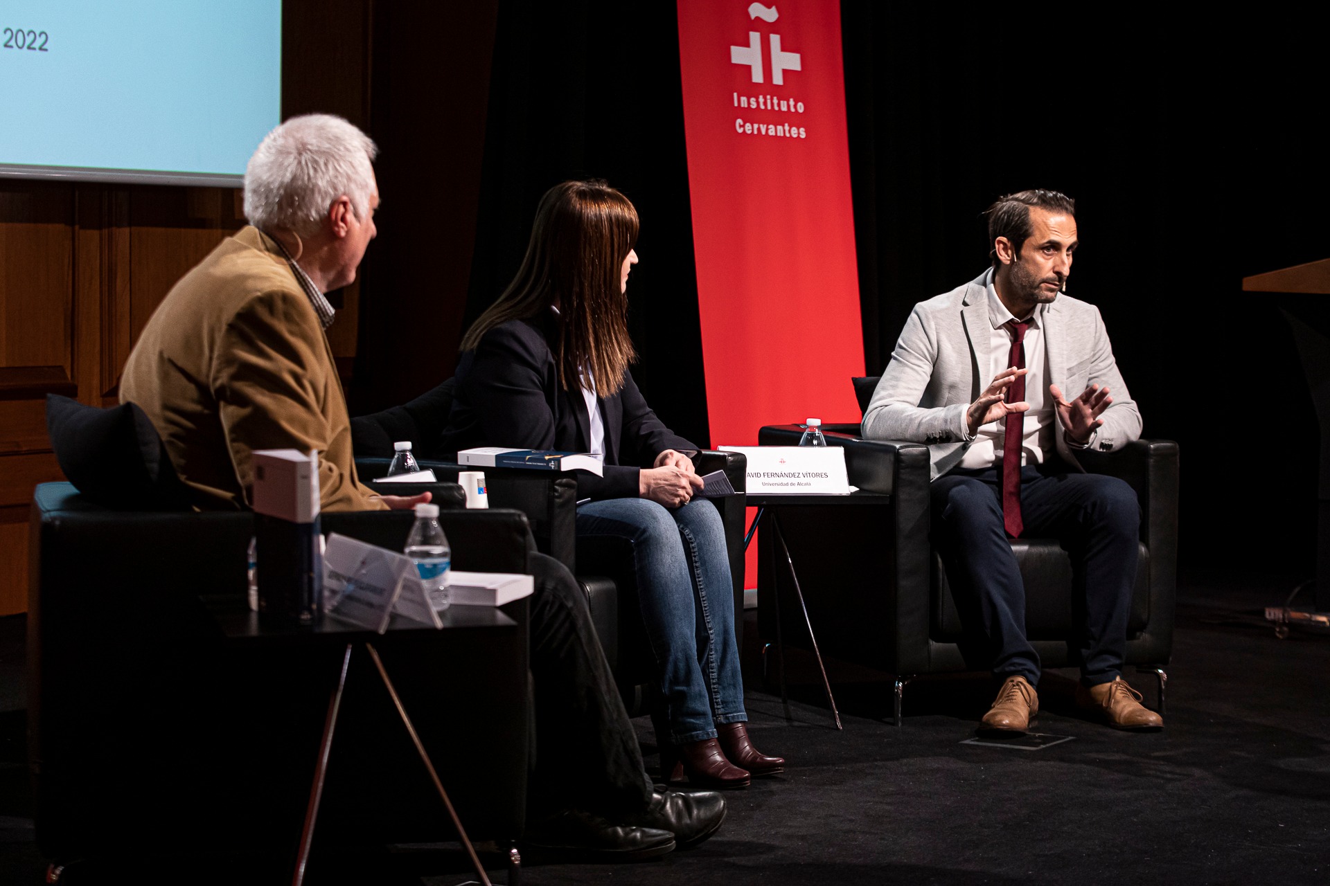 El español sigue creciendo y roza los 500 millones de hablantes nativos ...